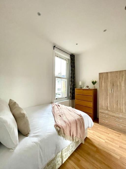 1 Bdr Flat- Harry Potter Themed Apartment *