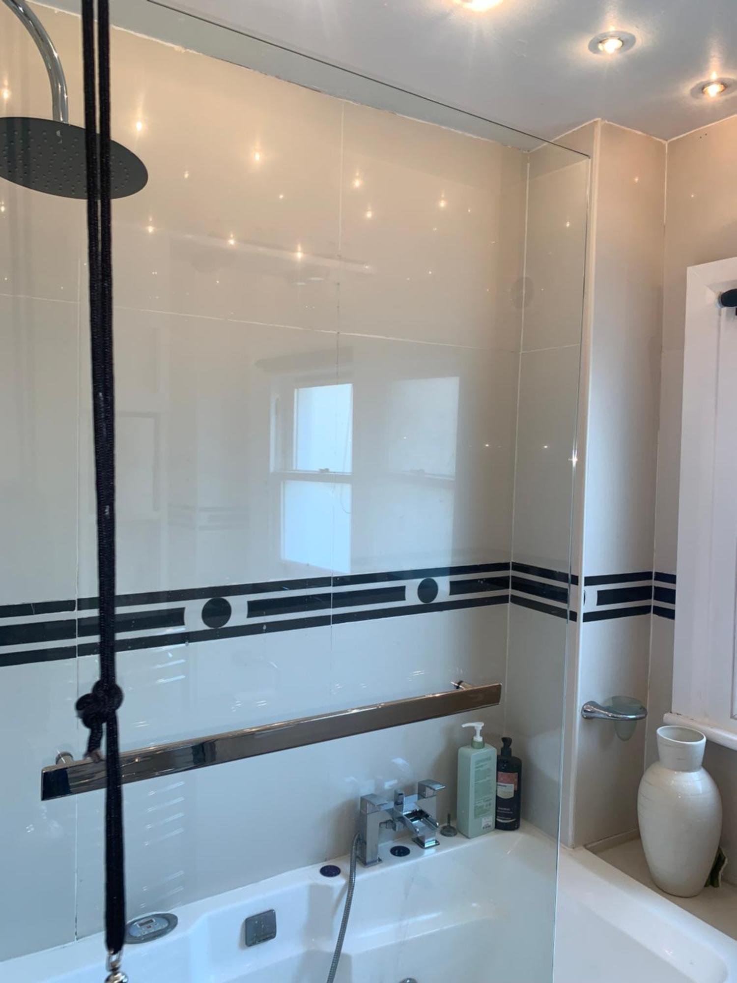 Superbly Furnished In Privatunterkunft London