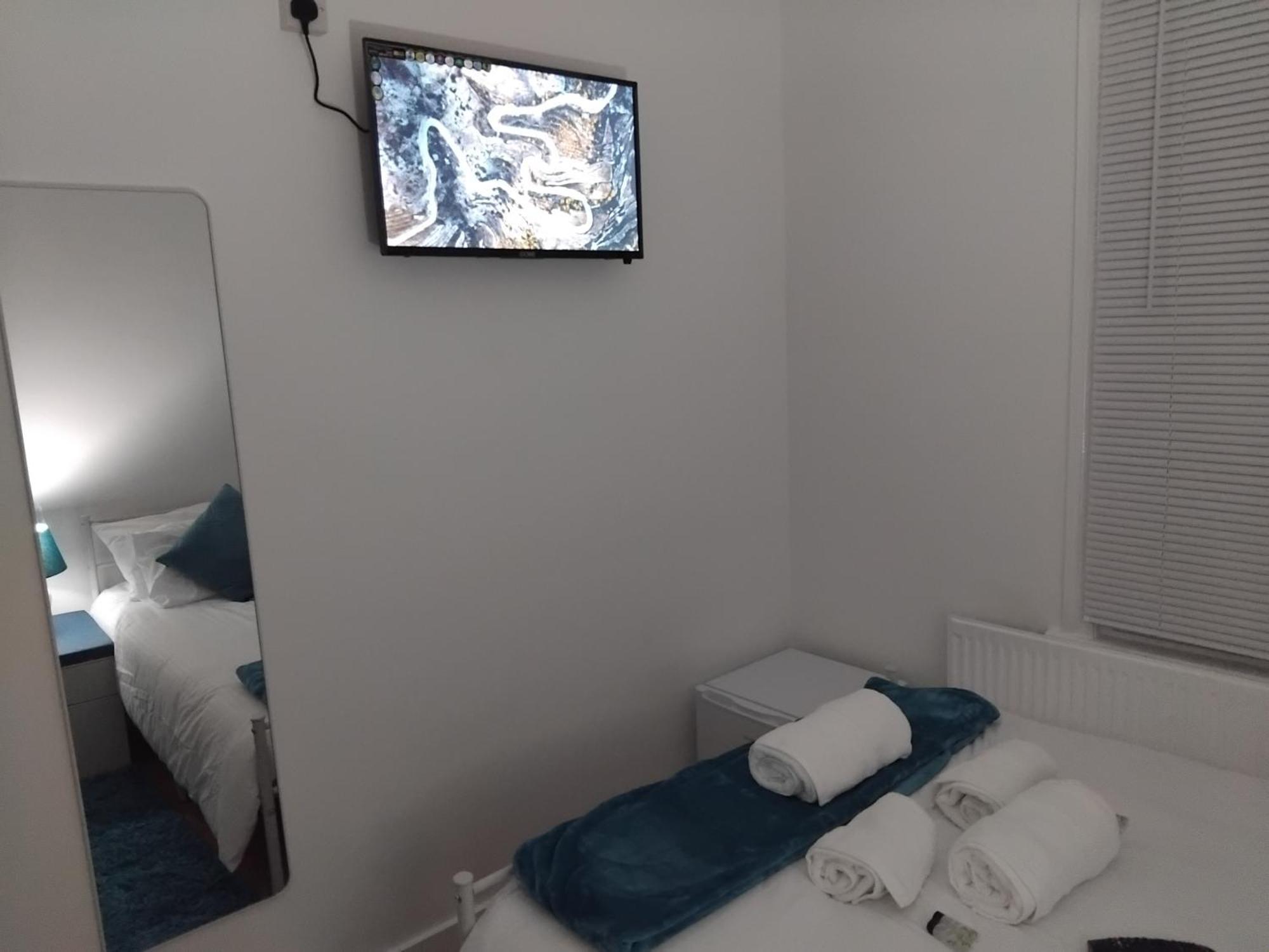 Casa Brillo Guest house London