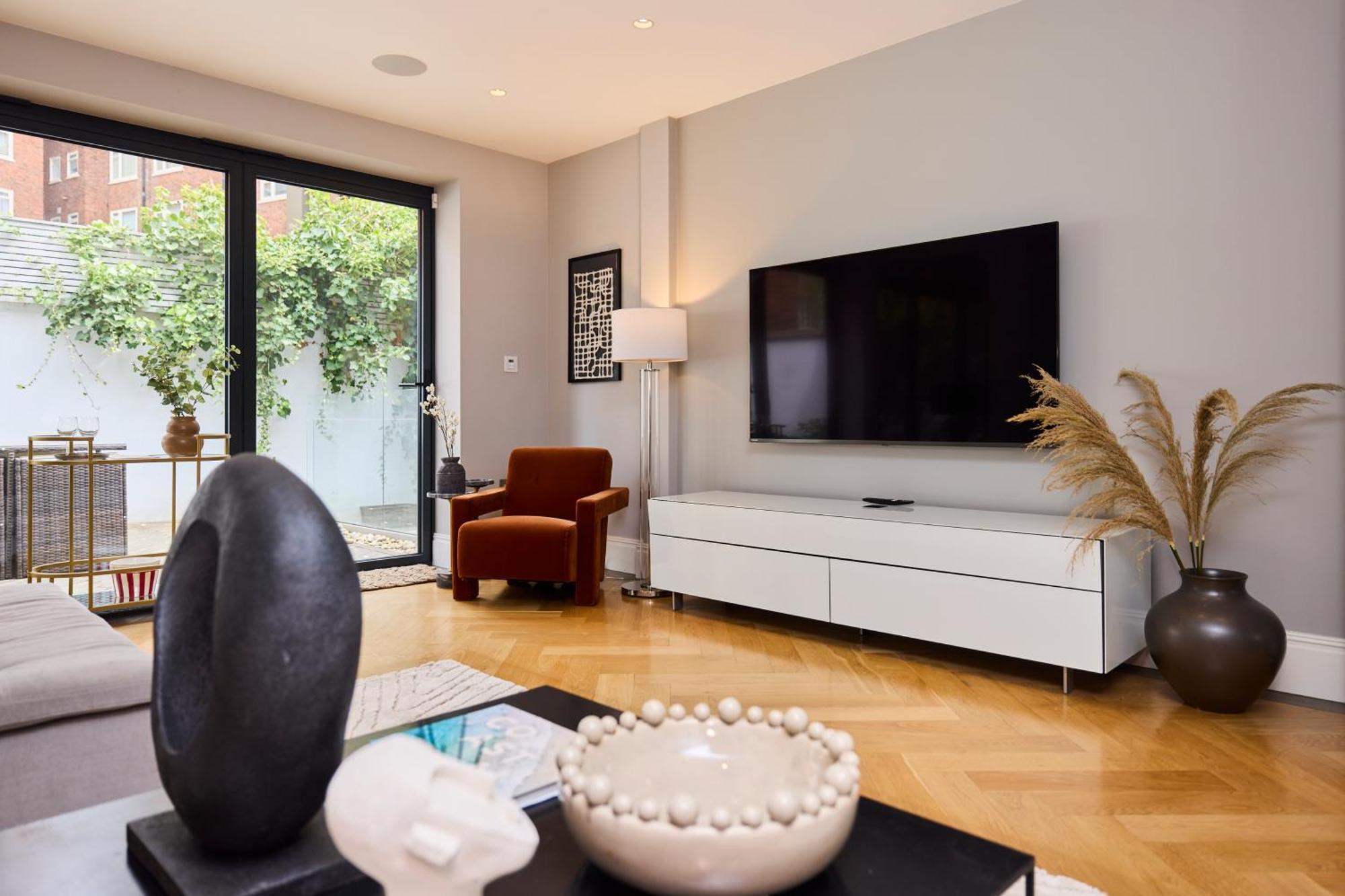 The Regent's Park Scenery - Spacious 3bdr House W/ Garden And Study Apartment