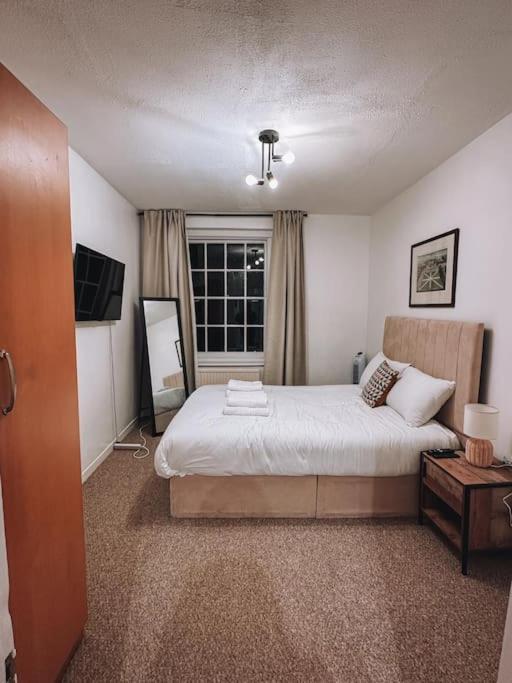 Apartamento Modern Flat In *