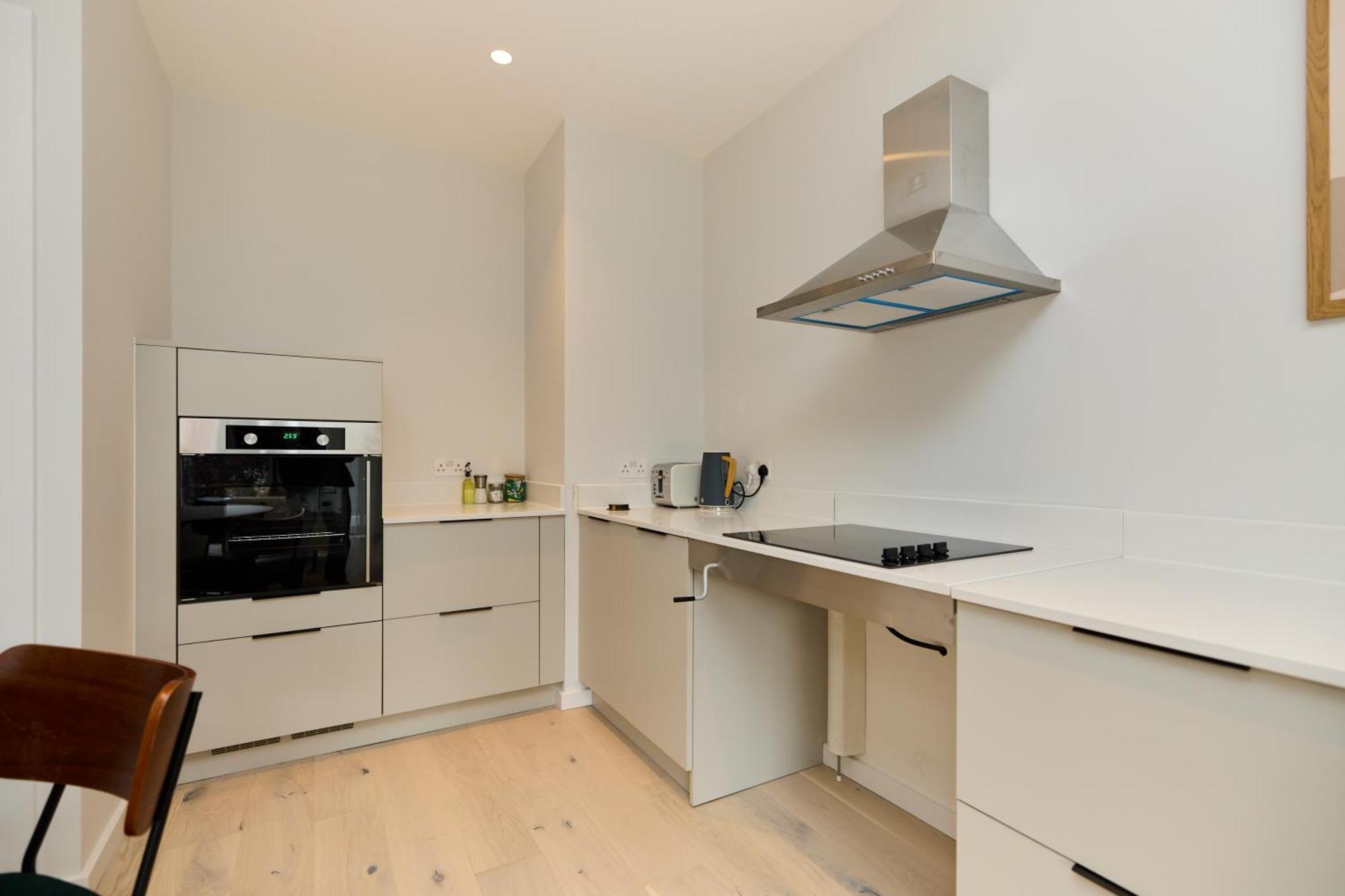 The Brondesbury Escape - Cosy 1bdr Flat With Balcony & Parking * Londres