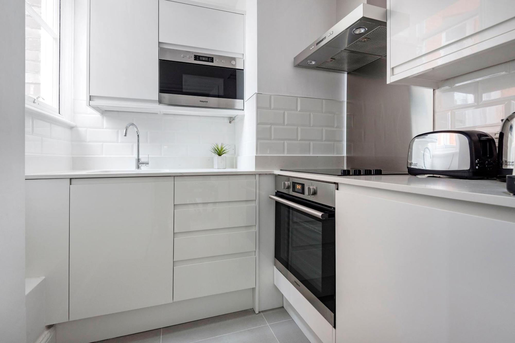 3 Sloane Gardens 2*