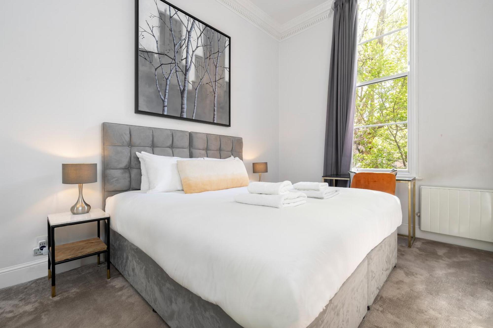 3 Sloane Gardens Aparthotel London