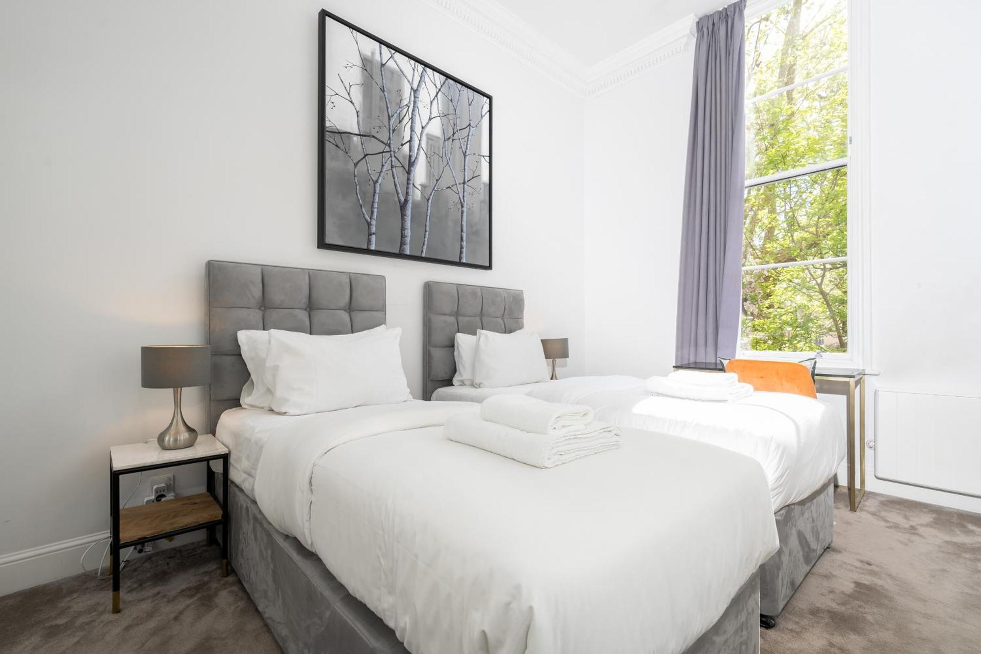 3 Sloane Gardens 2* London
