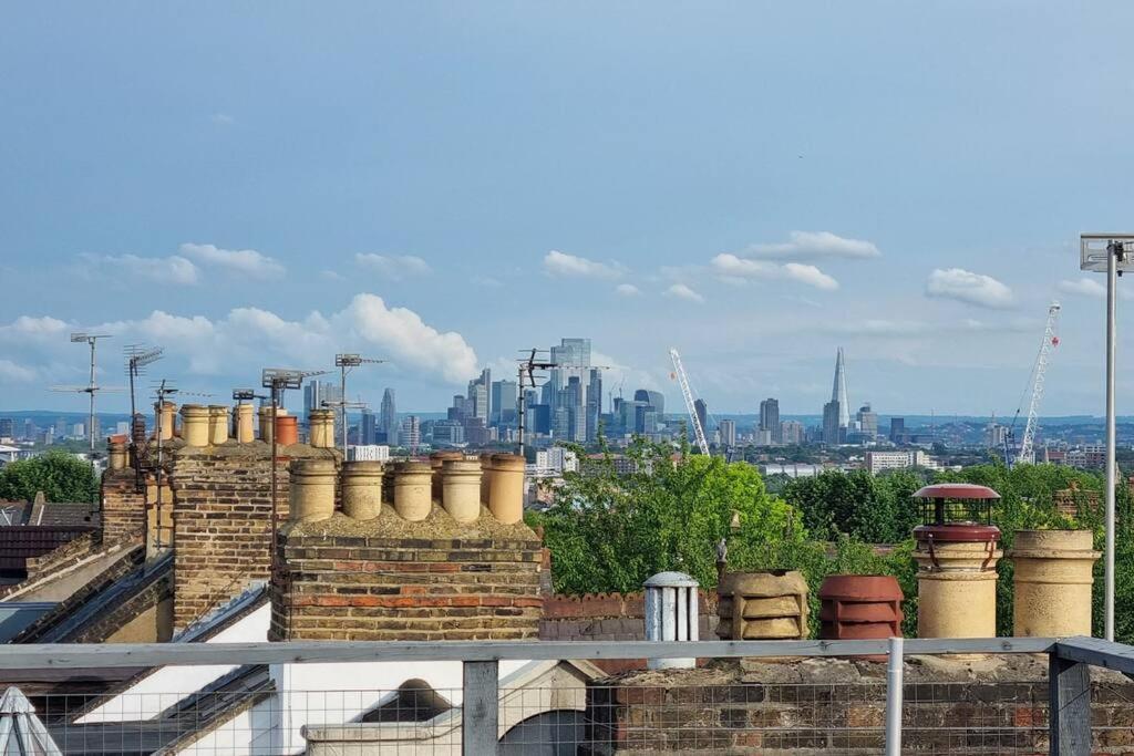 Highgate Maisonette With Roof Terrace