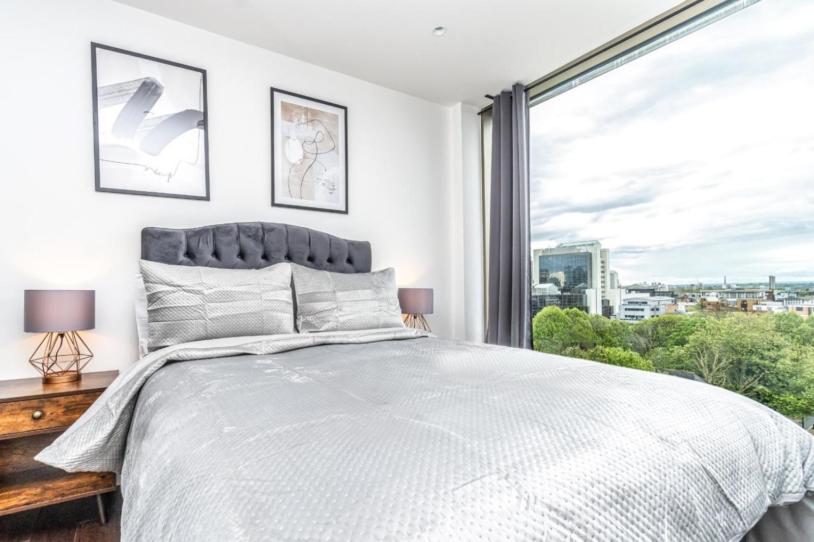 Apartment Luxury 2 Bedroom In Tower Hill