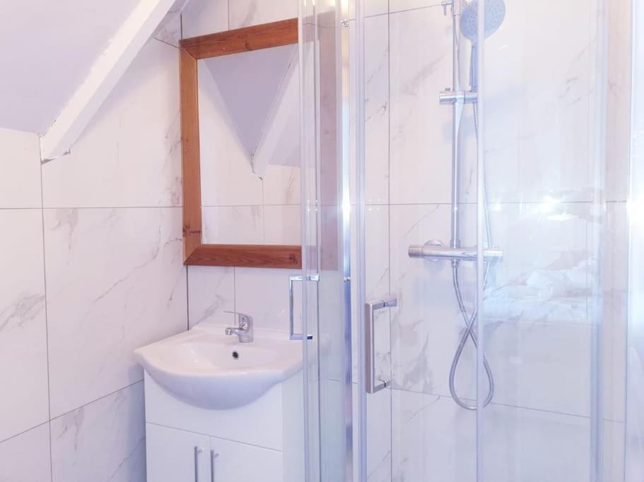3 Bed Kings Cross Apartment London