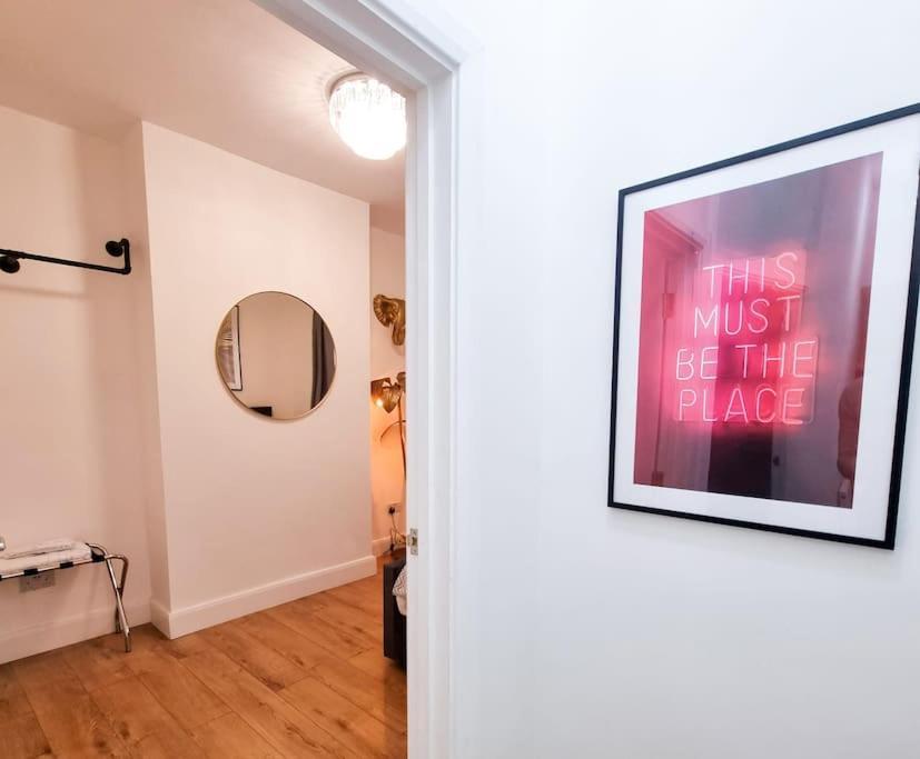 Appartement Stylish And Cosy 2 In W Private Parking Londen