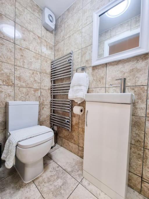 Appartement Stylish And Cosy 2 In W Private Parking Londen