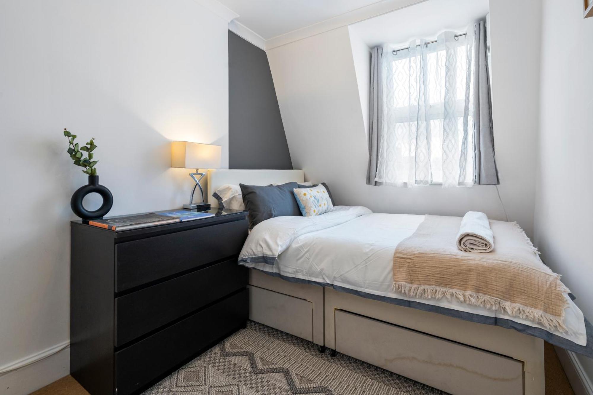 Apartment Maida Vale 2 Bedroom Flat *