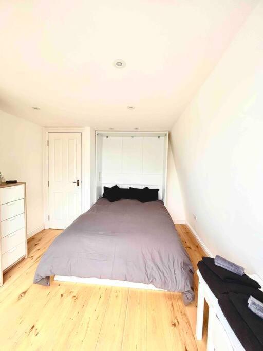 Family Clapham Common Park Apartment *