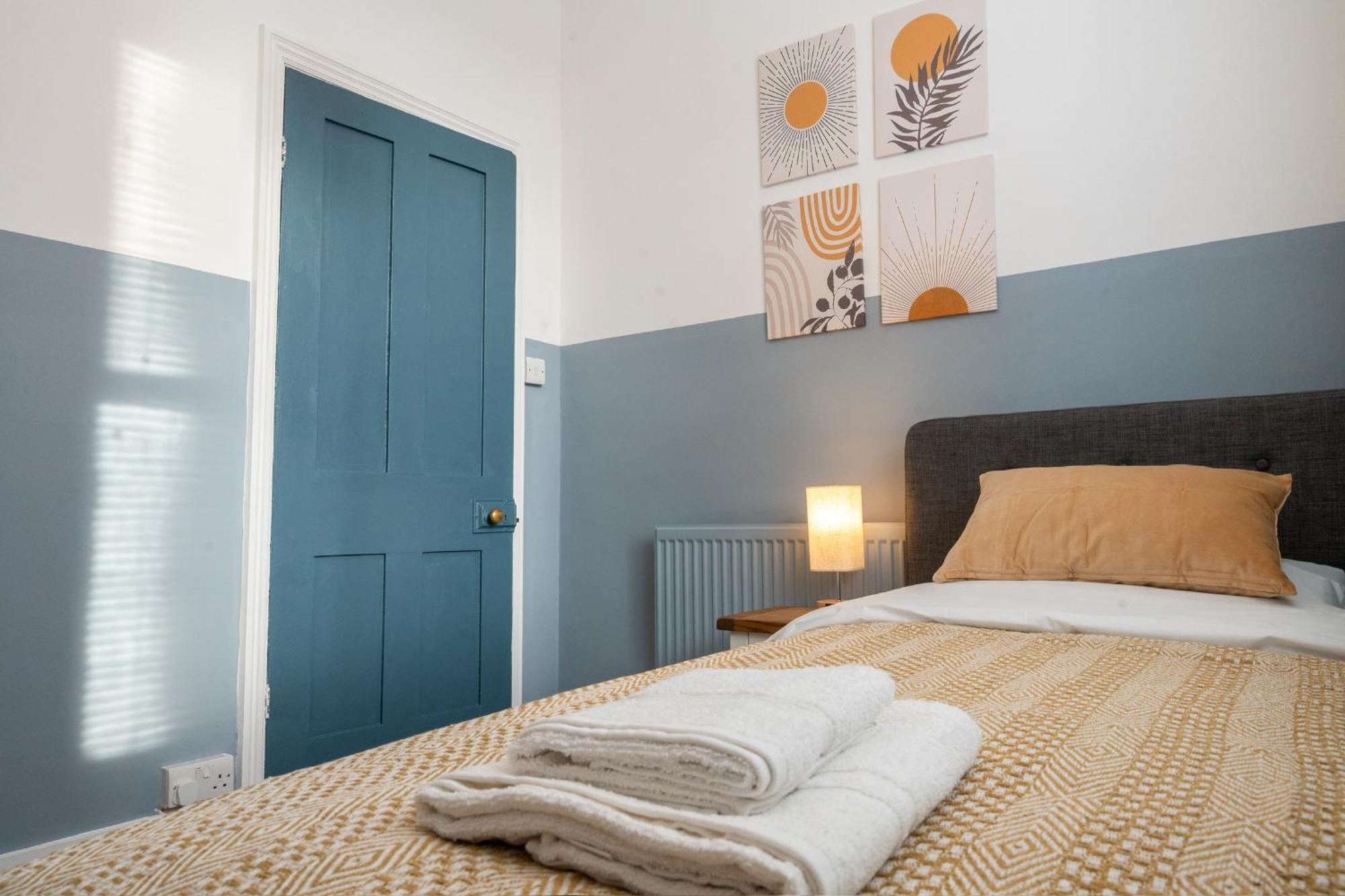 Chiswick 4 Bed Victorian Townhouse Minutes To Tube London