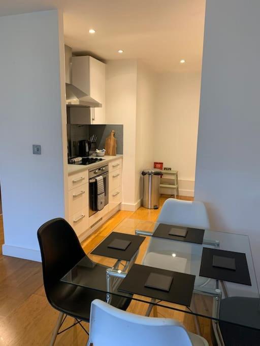 Appartement 2 Bed Apt, Hoxton, Canal Views