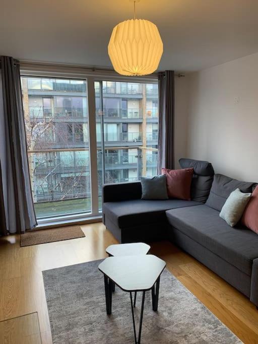 2 Bed Apt, Hoxton, Canal Views Appartement