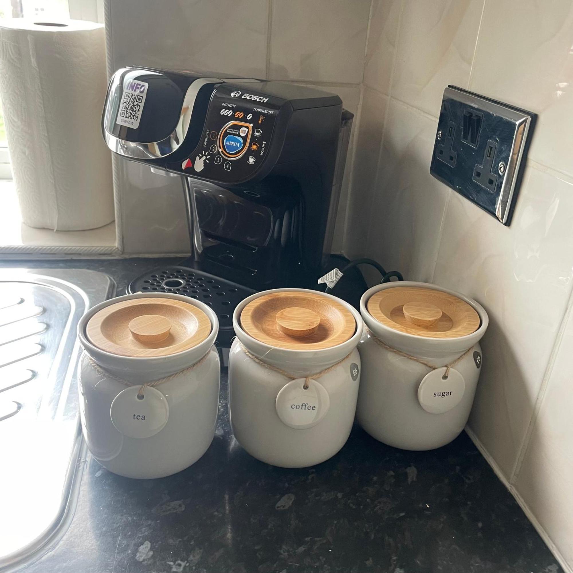 Entire 3 Bedroom - Minutes To Emirates Stadium! Holiday home London