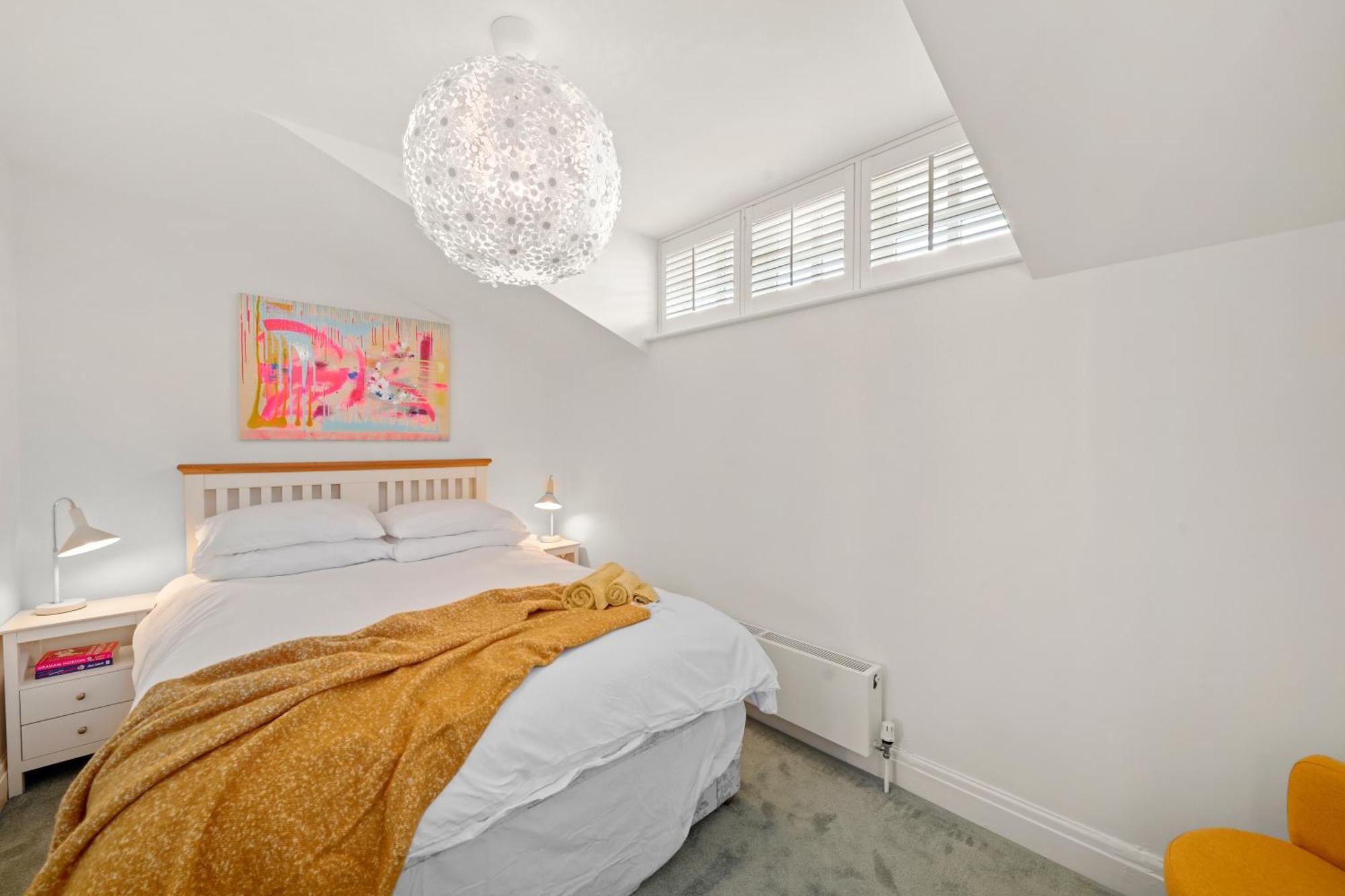 3 Bedroom Mews - Clapham Common - Free Private Parking - Sleeps 5 - Newly Refurbished - Sweetpea & Pillow Londres