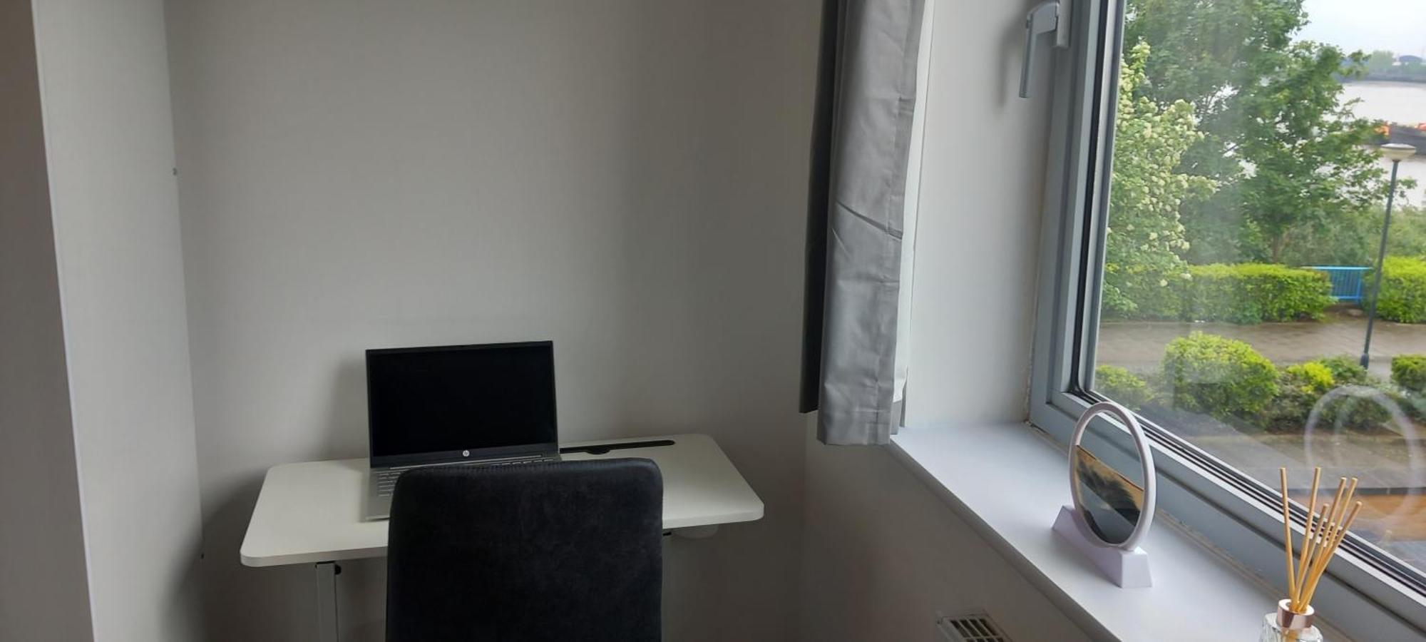 Neat And Peaceful Double Homestay