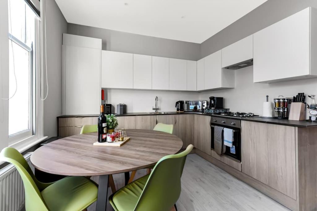 Cozy Battersea Sleep 5 Easy Access To Appartement