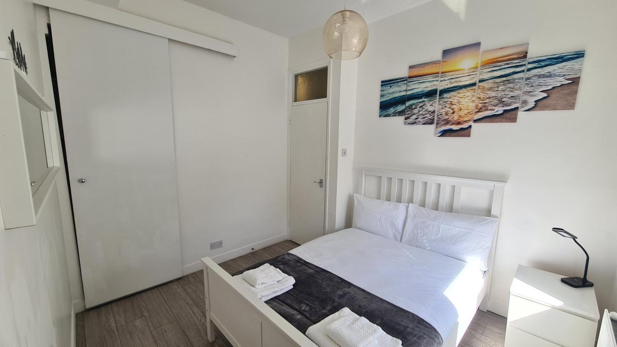 Beethoven St One Bedroom Flat - 3 Beds Up To 4 Adults Appartement *