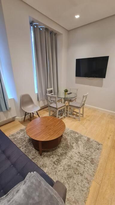 1 Bedroom Prime Location London