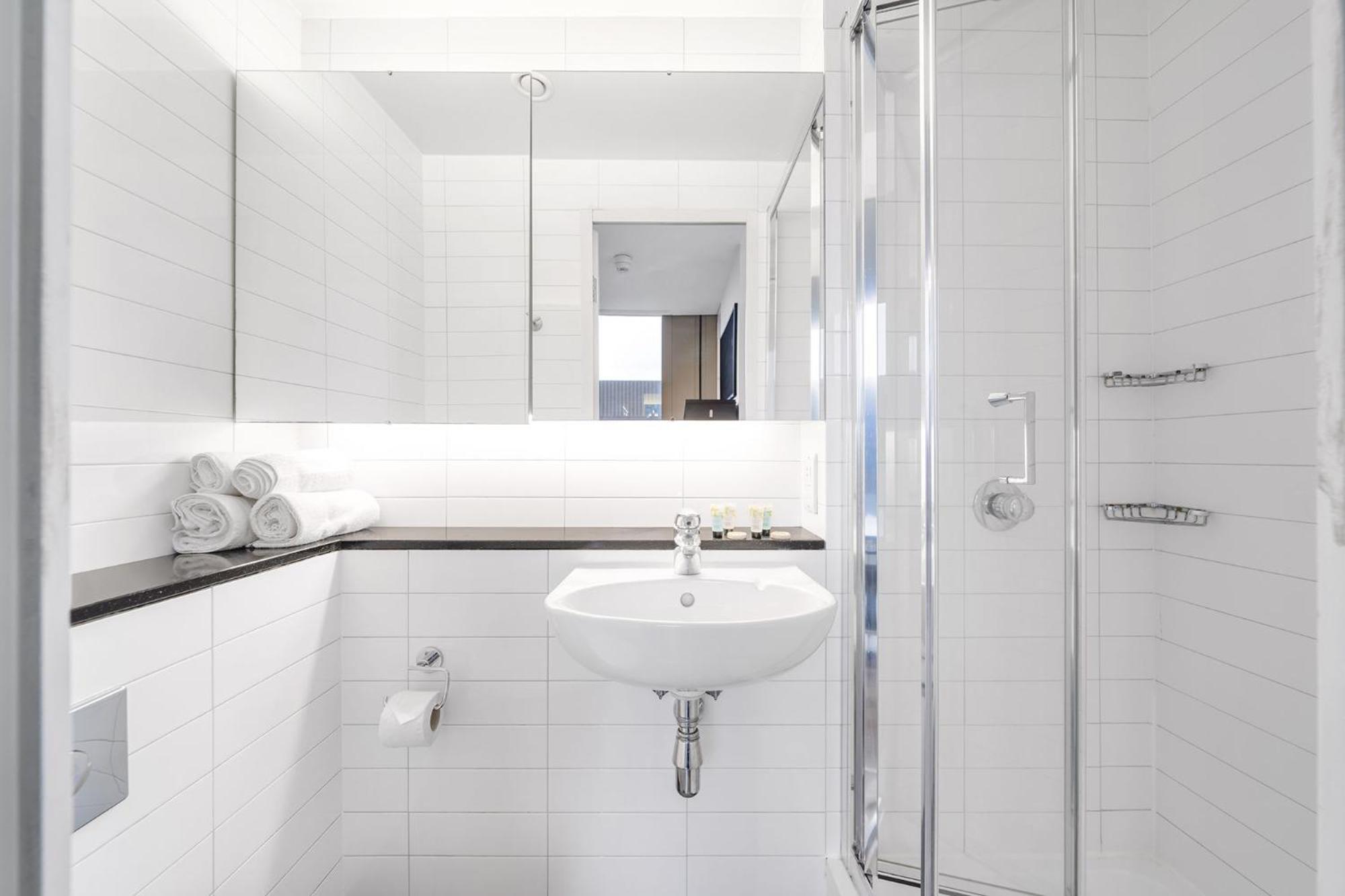 Studios, And Private Bedrooms With Shared Kitchen At Chapter Kings Cross In Apartamento *
