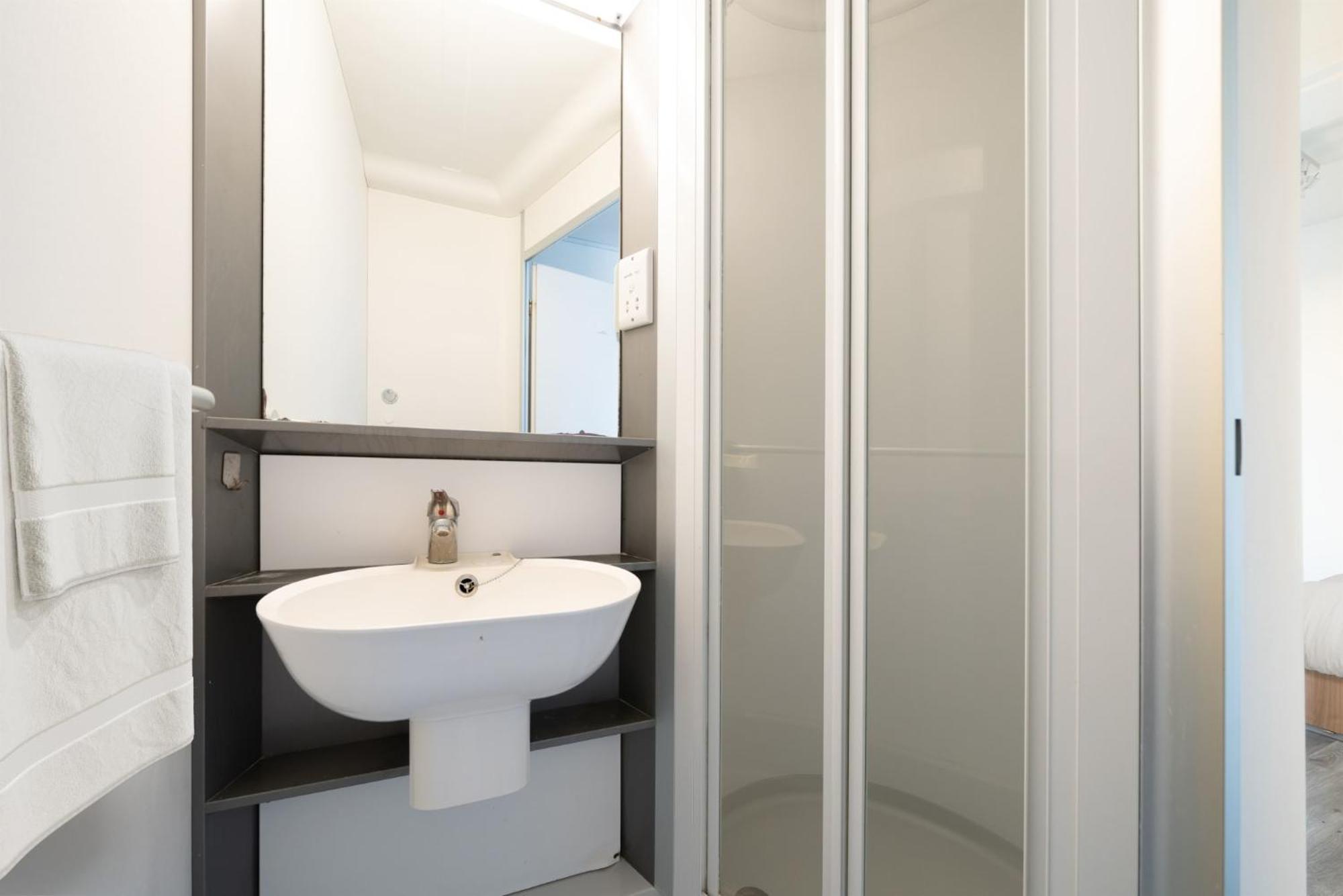 Apartment For Students Only Chapter Islington In London