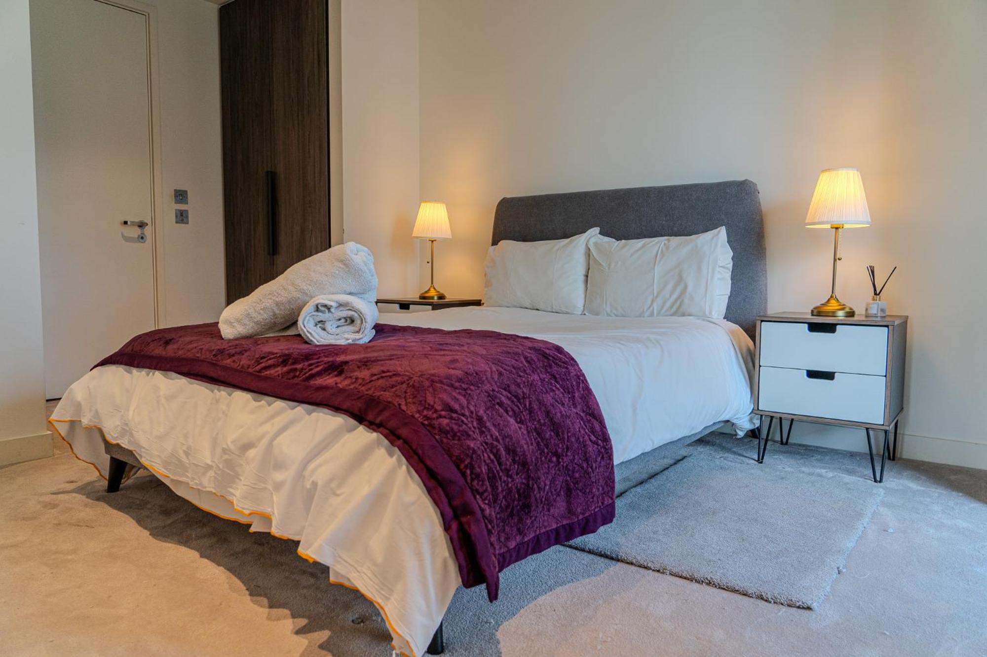 Apartment Luxury Balcony Apartment, Canary Wharf London