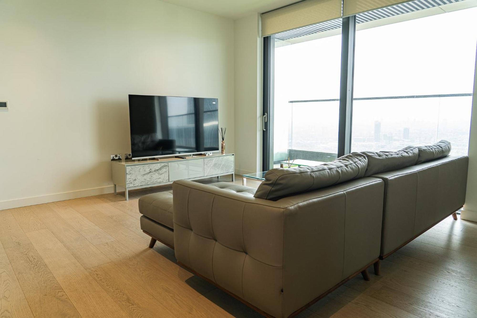 Apartment Luxury Balcony Apartment, Canary Wharf London