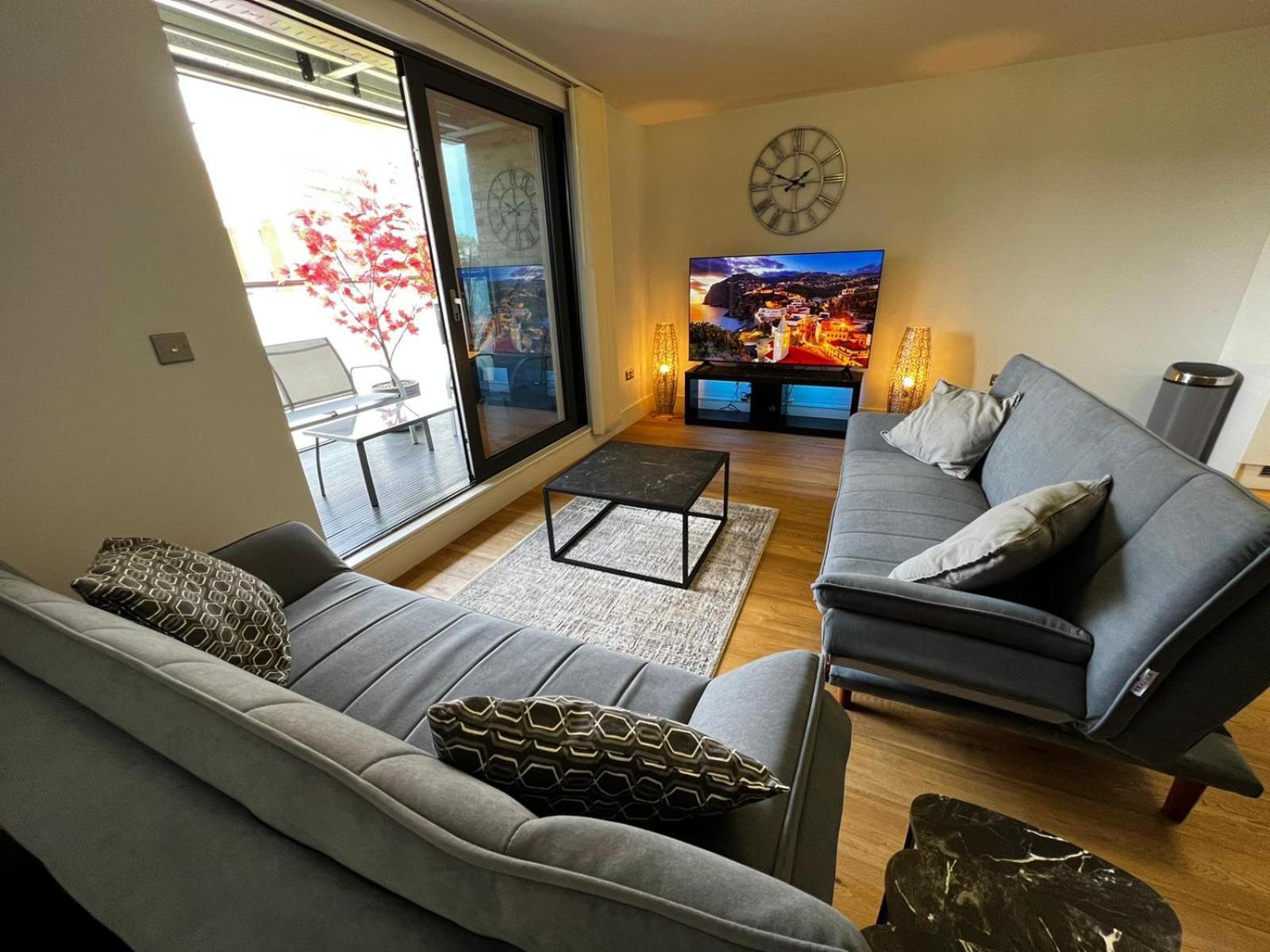 Apartment New! Charming Near Attractions *