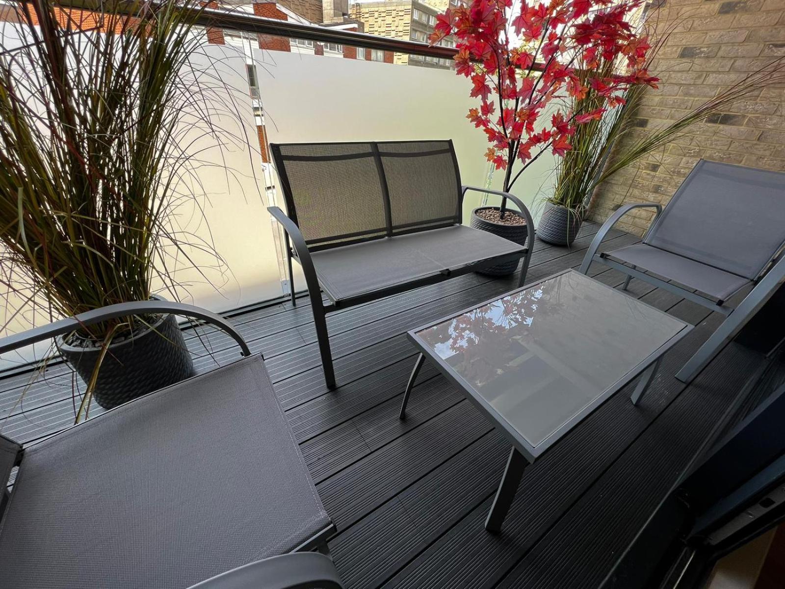 New! Charming Near Attractions Apartment