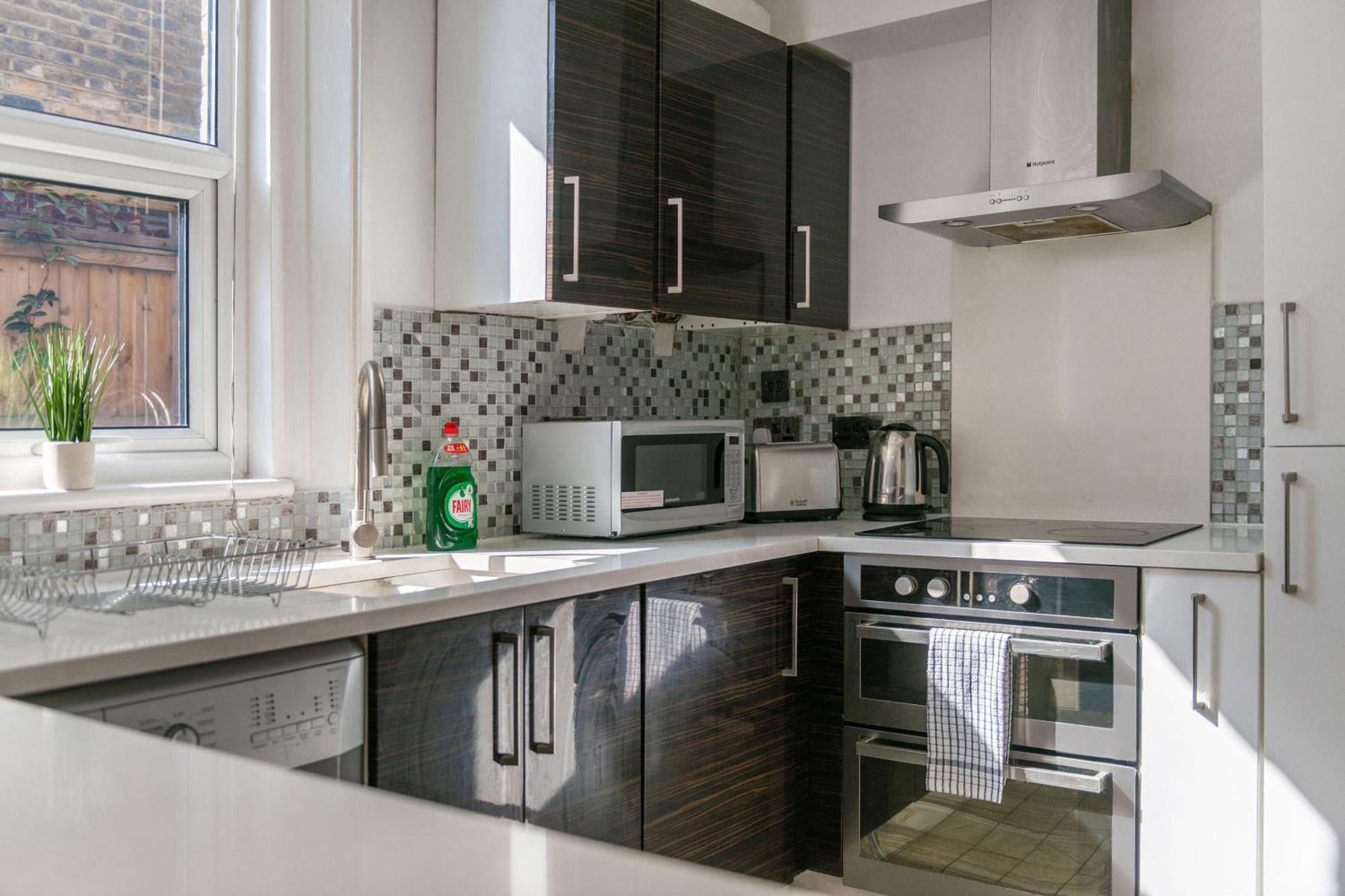 Stylish By Eye With A Small Garden * London