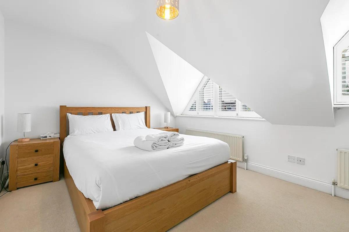 Richmond Oasis - Pass The Keys Holiday home *