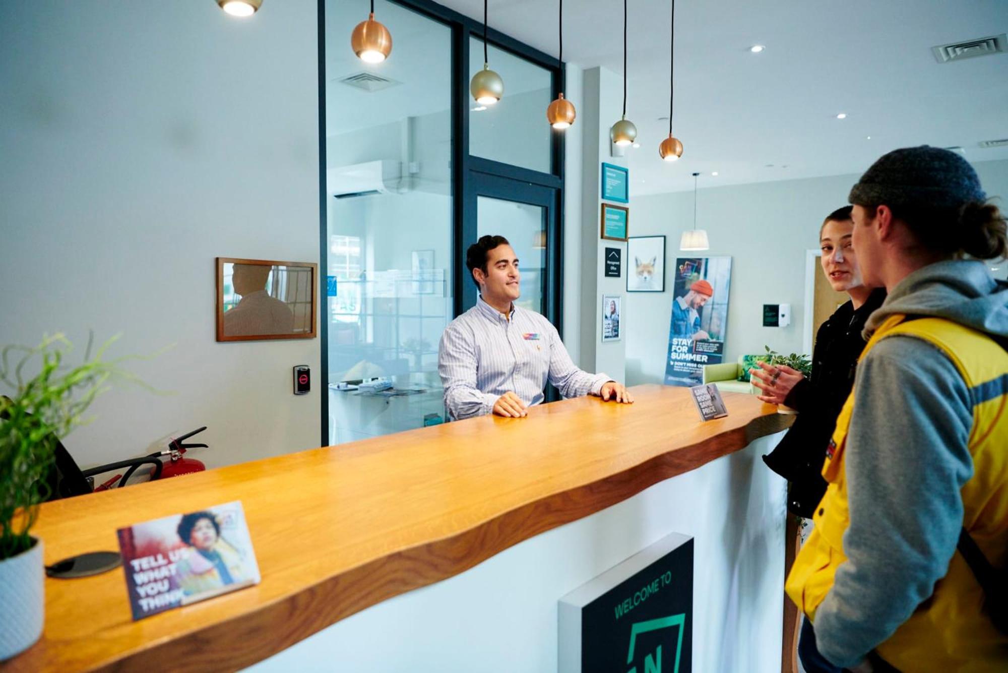 For Students Only Private Bedrooms With Shared Kitchen, And At Canvas Walthamstow In Appartement Londen