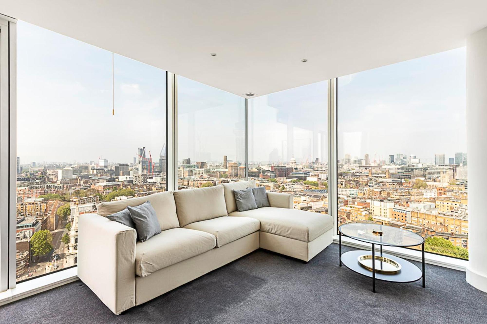 Skyline Serenity In Southwark London