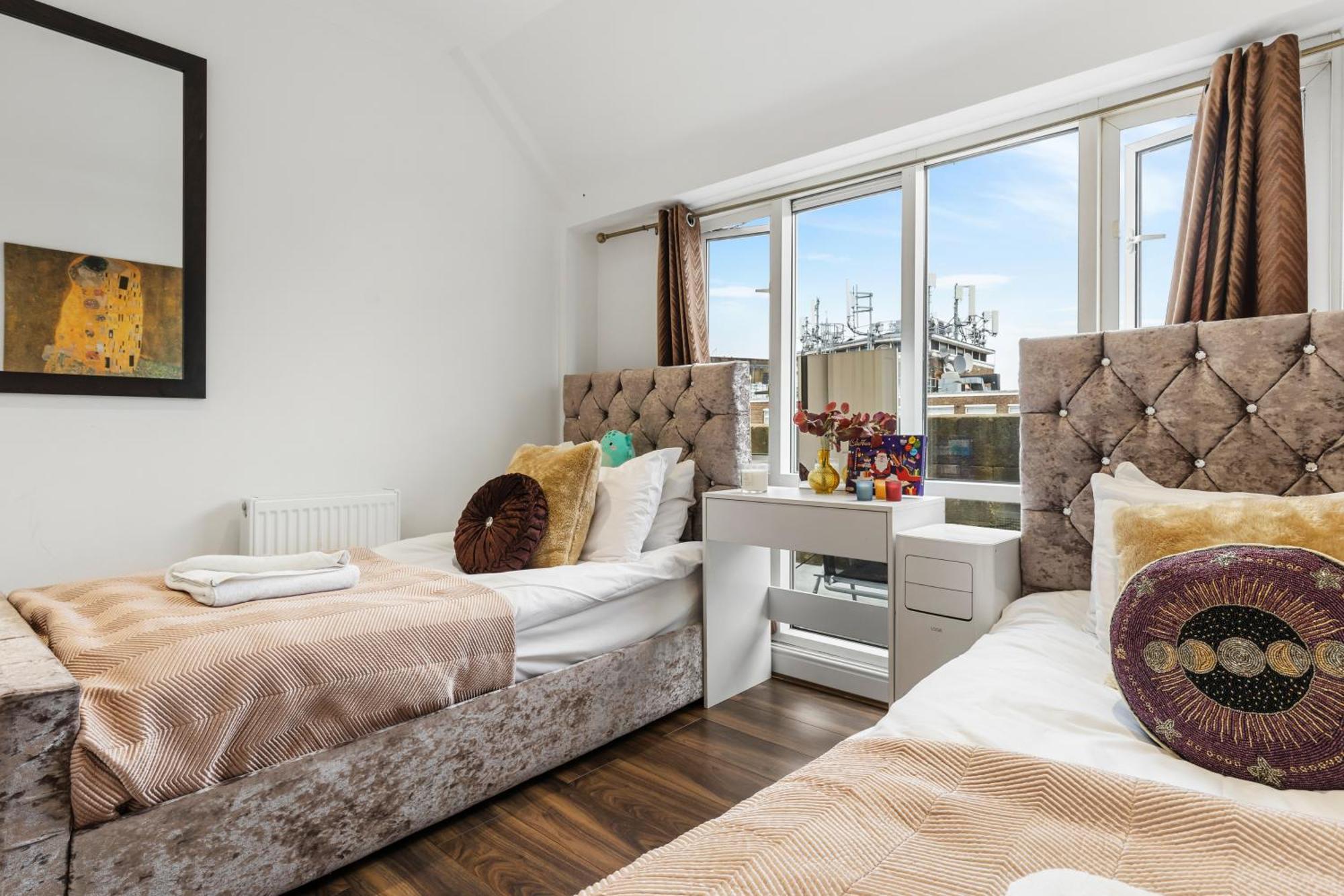 Mayfair Haven Stylish 2 Bed In 65gcm London