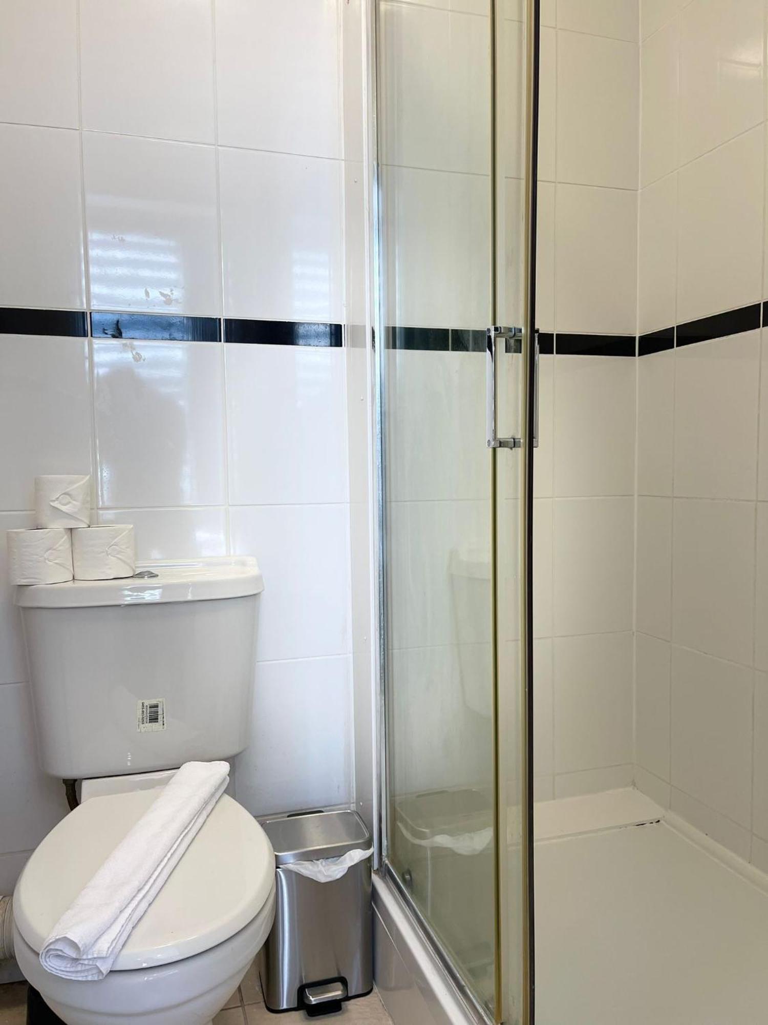 Quadruple Close To King's Cross Apartment