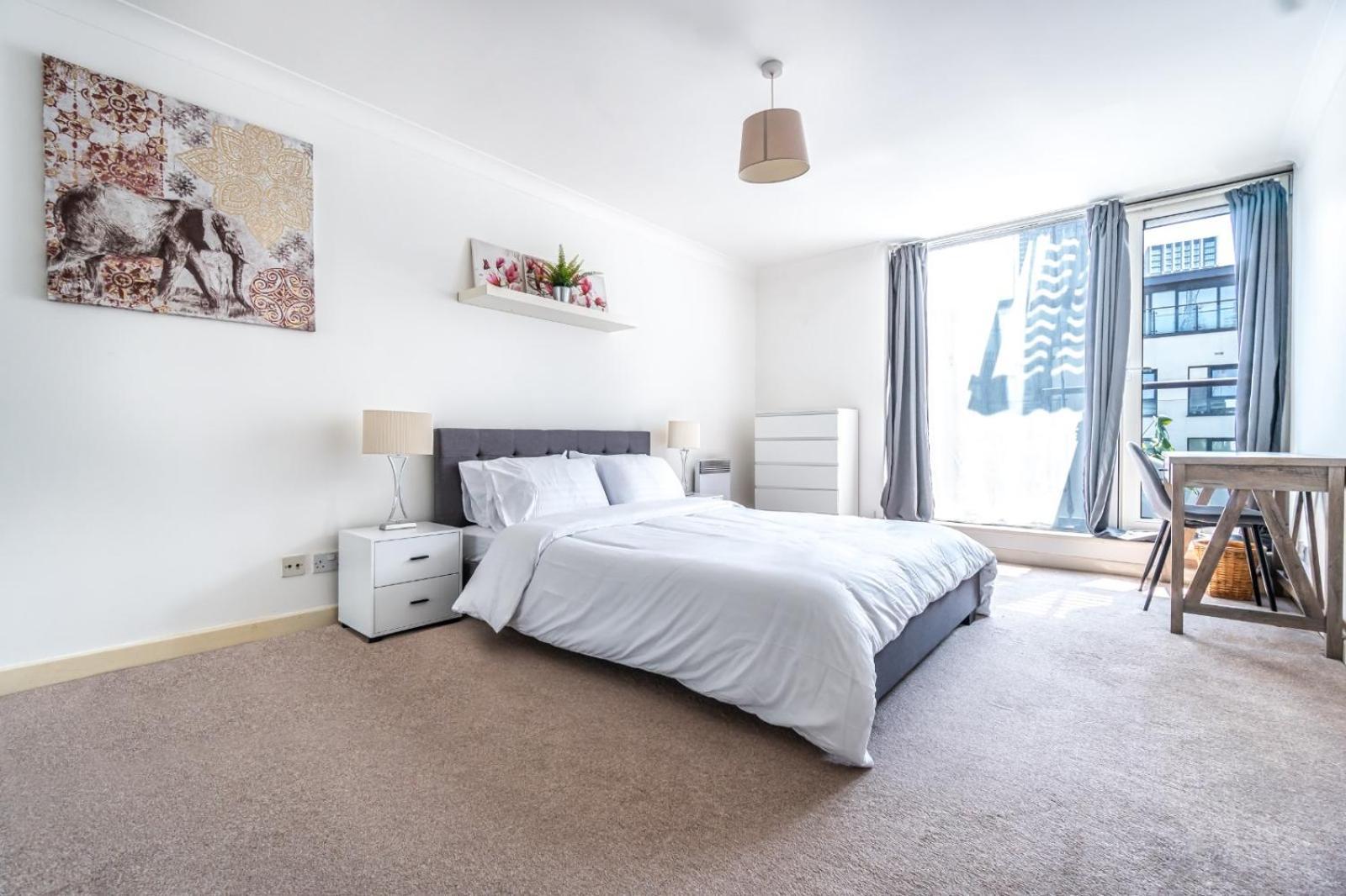 Luxury In Canary Wharf Londres