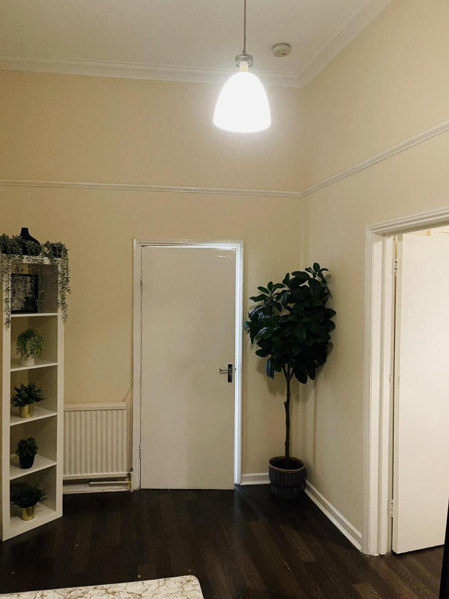 Apartment Captivating 2-bed In Paddington London