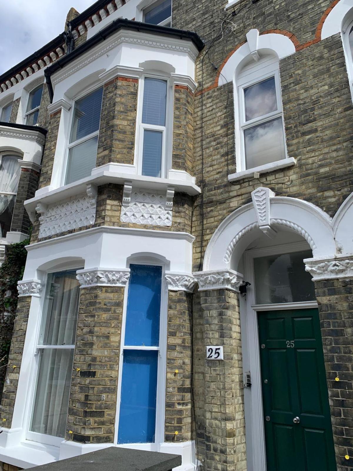 Appartement Garden Flat-nice Natural Light Londen