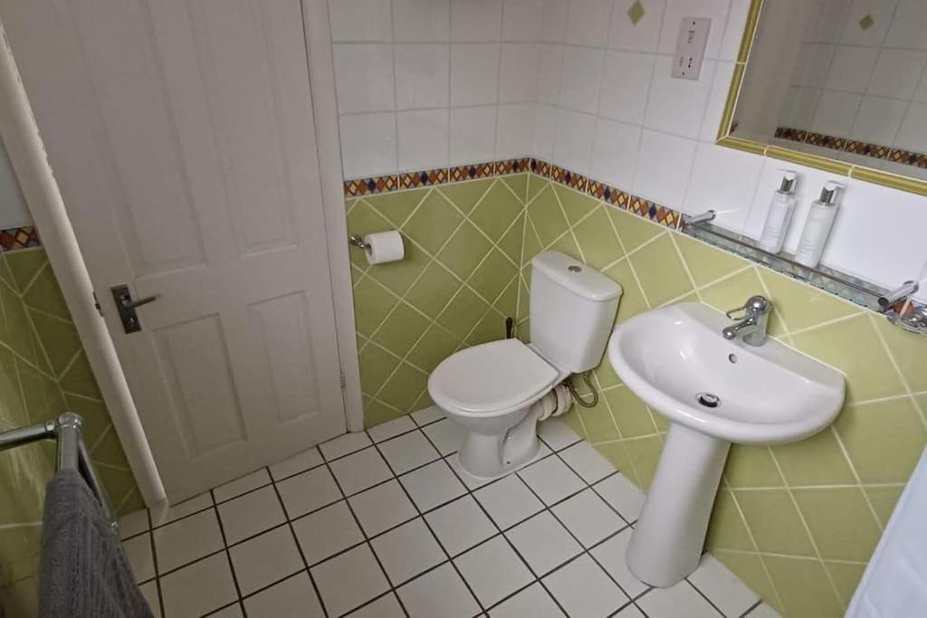 Apartment Stunning Wimbledon Flat *