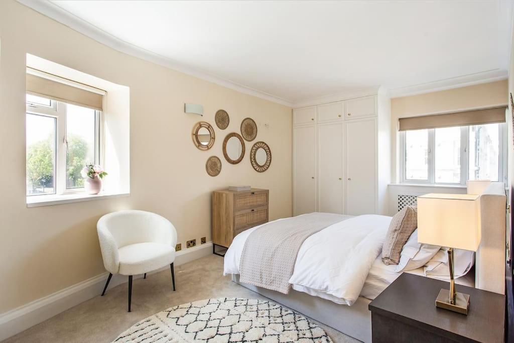 Apartment South Kensington Luxury 2 Bedroom London