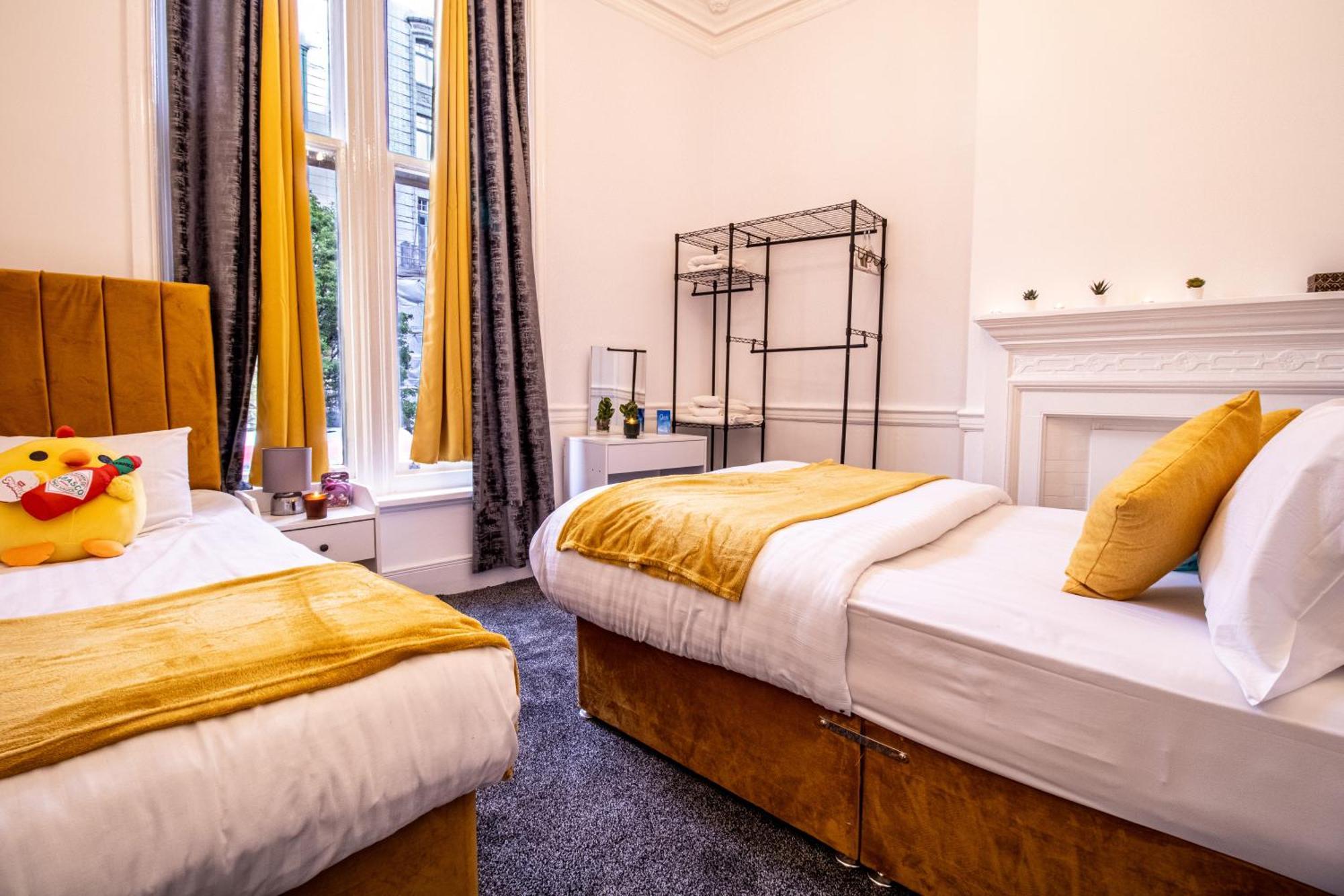 Apartment Oxford Street Chic Retreat - Unparalleled Elegance And Urban Comfort! Gc1 *