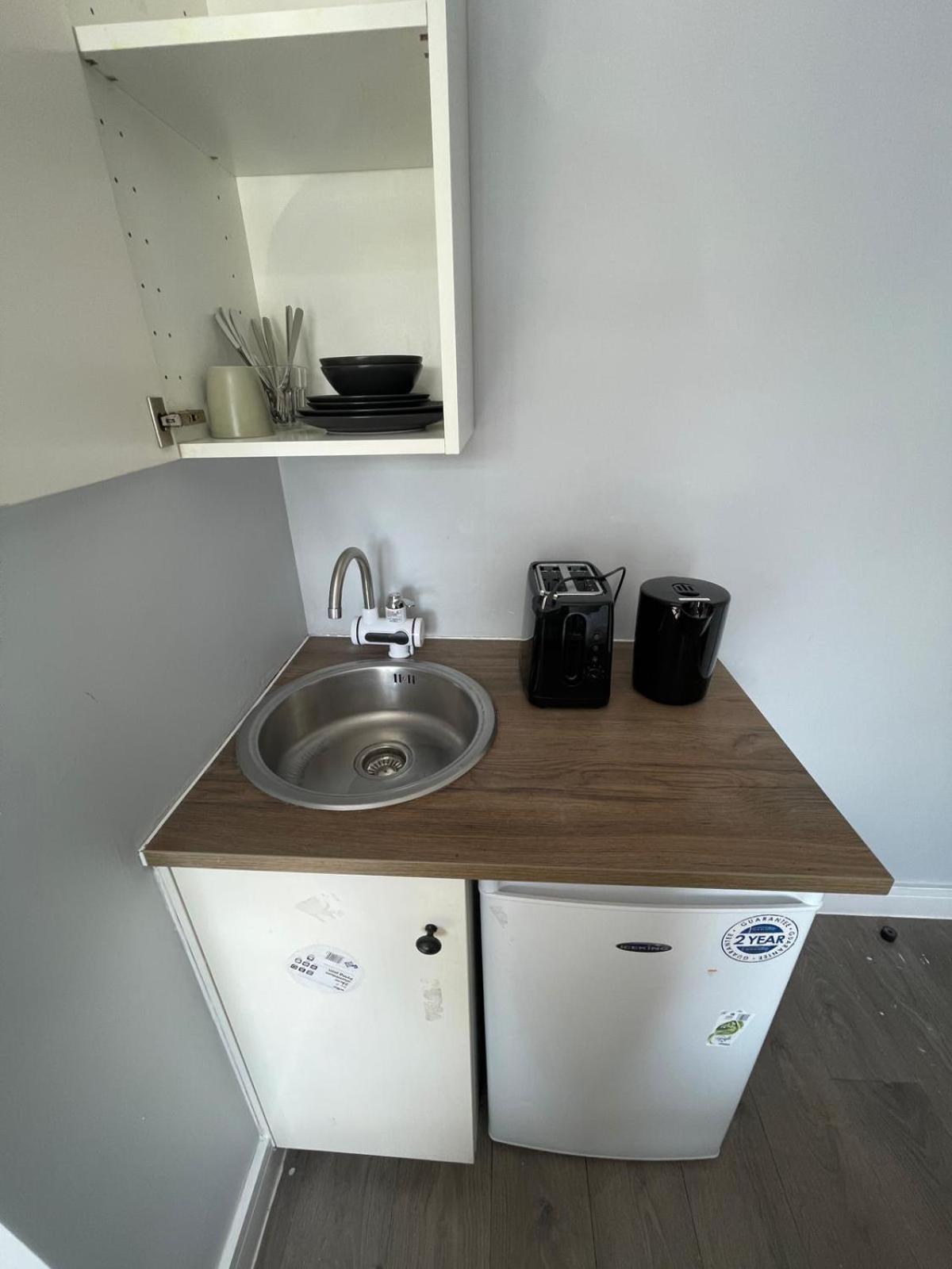Letzi Private En-suite Near Wembley Privatunterkunft London