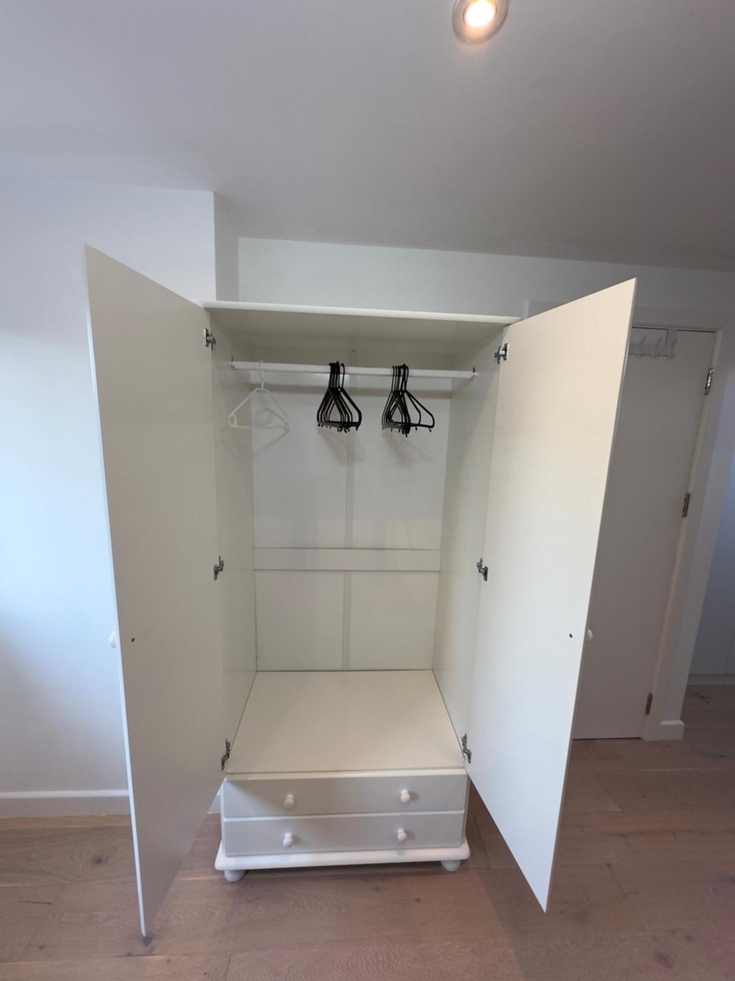2-bed, 2-bathroom Split Level Flat In Hackney With 2 Balconies London