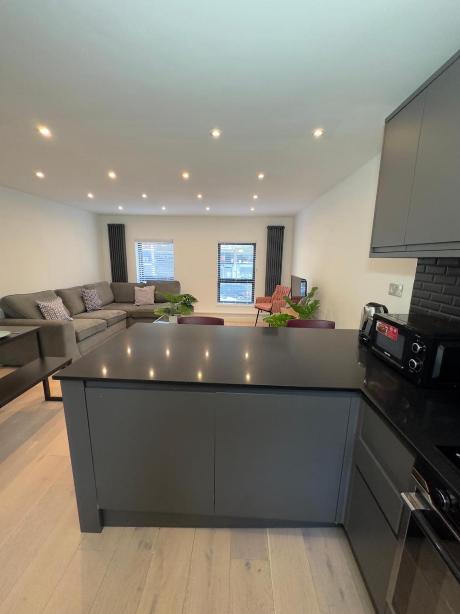 2-bed, 2-bathroom Split Level Flat In Hackney With 2 Balconies Apartment *