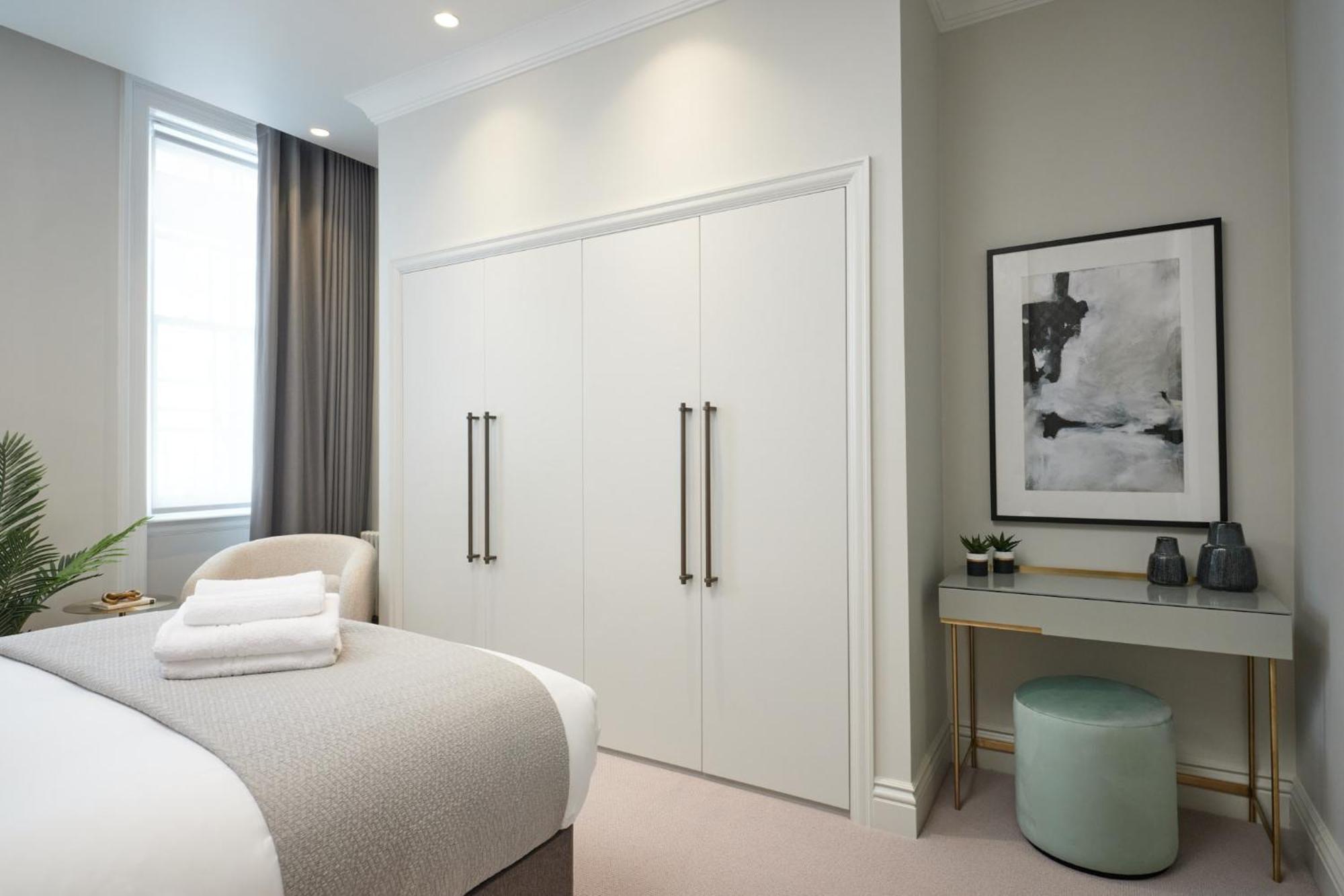 High Spec Award Winning Marlyebone Aprt - Sleeps 6 Apartment