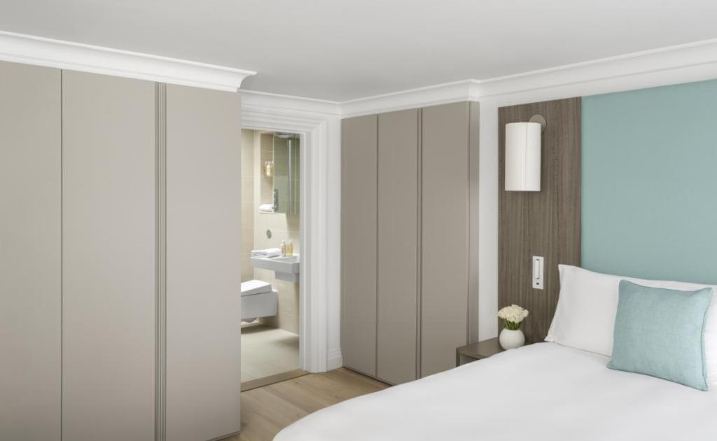 High Spec Award Winning Marlyebone Aprt - Sleeps 6 Apartment *