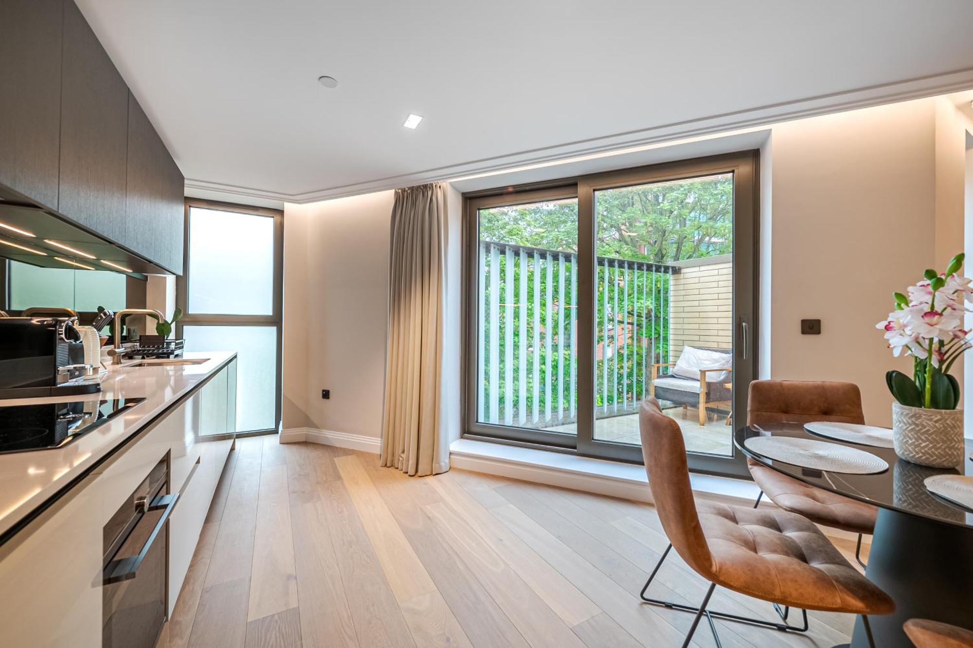 Arcadia Residences - Luxury In Kensington Apartment London