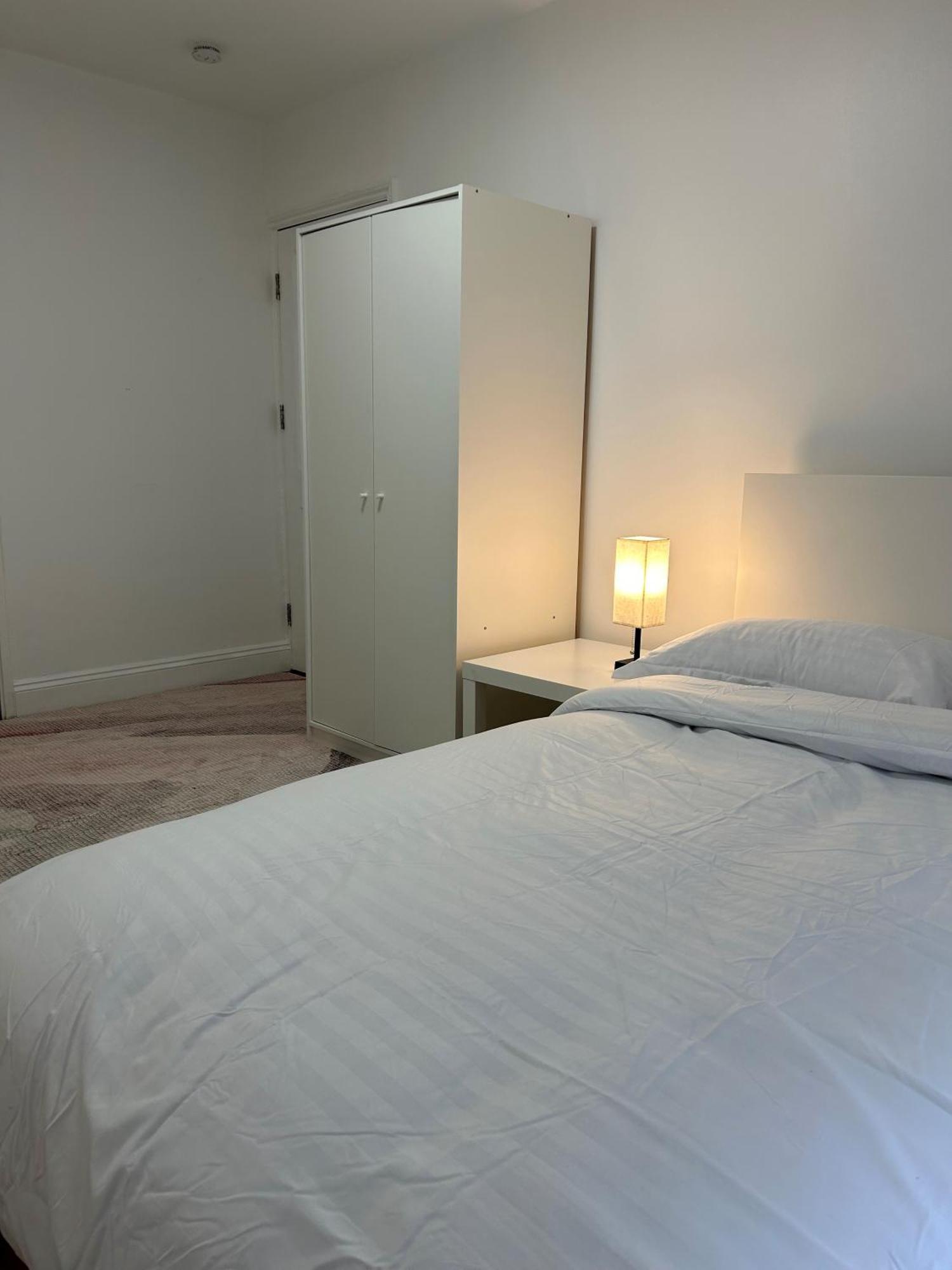 Guest house Stepney